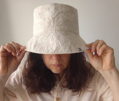 Bob modèle femme/ Women's bucket hat Summer day 00251 – Image 2