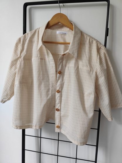 Chemise femme modèle "Pure"/ Women's shirt "Pure"model 00276