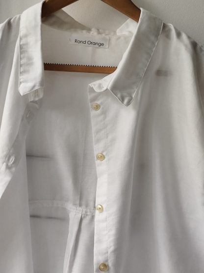 Chemise femme modèle "Pure"/ Women's shirt "Pure" model 00277
